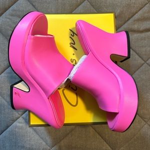 Circus NY Hot Pink Sandals
